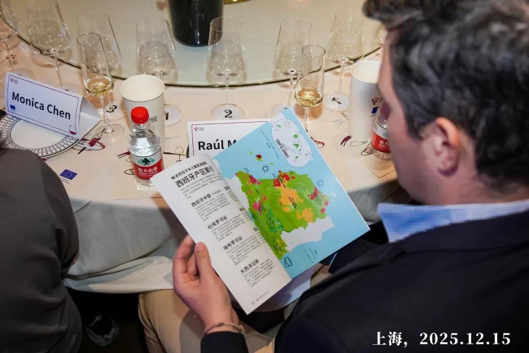 指南轻松“搞定”中餐吃出仪式感CQ9电子